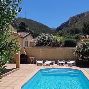 Privée Avec Piscine Couette-café Marseille